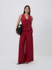 Kamizelka z modalem - bordowy. Czerwone kamizelki damskie Reserved, l, z tkaniny. Za 129.99 zł.