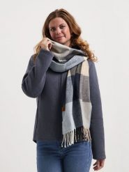 TRAVELIN' Szal w kolorze czarno-beżowo-szarym rozmiar: onesize. Brązowe szaliki i kominy damskie Travelin', bez wzorów, z materiału. Za 173.99 zł.