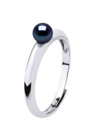 Mitzuko Srebrny pierścionek z perłą rozmiar: onesize. Szare pierścionki damskie Mitzuko, z perłą, srebrne. Za 165.99 zł.