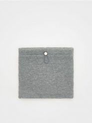 Komin ze ściągaczem - jasnoszary. Szare szaliki męskie Reserved, bez wzorów. W wyprzedaży za 17.99 zł.