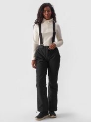 4F Spodnie narciarskie w kolorze czarnym rozmiar: M. Czarne spodnie dresowe damskie 4f, m, narciarskie. Za 266.03 zł.