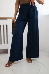 Spodnie muślinowe z szeroką nogawką granatowe. Spodnie materiałowe damskie KESI, bez wzorów, z bawełny, biznesowe, plus size. Za 150.52 zł.