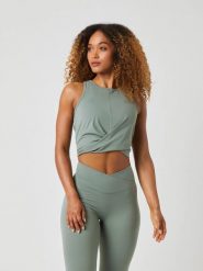 Bjorn_borg STUDIO CROSS TANK TOP w kolorze AGAVE GREEN. Zielone topy sportowe damskie Björn Borg, xs, bez wzorów, bez ramiączek. Za 268.00 zł.