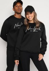 Czarna Bluza z Dodatkiem Bawełny z Haftowanym Napisem Wykończona Polarem Feladela. Czarne bluzy bez kaptura męskie Born2be, m, z bawełny. Za 29.99 zł.