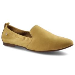 Żółte Półbuty Lemar Damskie Stylowe Obuwie. Żółte półbuty damskie Lemar, bez wzorów, z nubiku, eleganckie, bez obcasa, na płaskiej podeszwie. Za 149.00 zł.