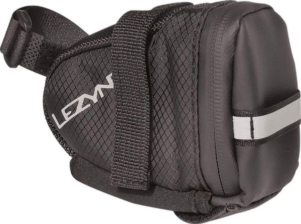 Torba na siodło Lezyne Caddy. Czarne torebki klasyczne damskie LEZYNE, bez wzorów, z materiału, bez dodatków. Za 151.50 zł.