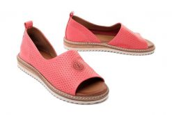 ARTIKER RELAKS 50C0852 koralowy, sandały damskie. Brązowe sandały damskie Artiker Relaks, bez wzorów, ze skóry, bez obcasa. Za 259.90 zł.