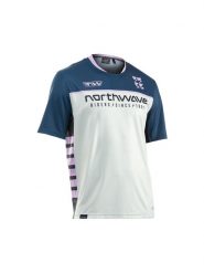 Koszulka rowerowa NORTHWAVE Edge 2 Jersey. Niebieskie t-shirty sportowe męskie Northwave, l, z jersey, bez ramiączek, na fitness i siłownię. Za 195.00 zł.