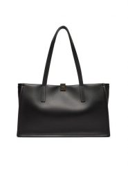 Calvin Klein Torebka Ck Narrate E/W Shoulder Bag K60K612987 Czarny. Czarne torebki klasyczne damskie CALVIN KLEIN, bez wzorów, ze skóry, bez dodatków. Za 769.99 zł.