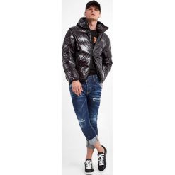 Jeansy męskie Sailor Jean DSQUARED2. Jeansy męskie Dsquared2. W wyprzedaży za 2,174.25 zł.