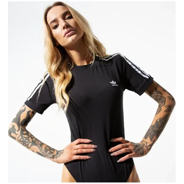 Adidas Koszulka Ss Ss Body , czarny, rozmiar M. Czarne t-shirty damskie Adidas, m, bez wzorów, z bawełny, bez kołnierzyka. Za 169.99 zł.