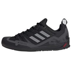 Buty adidas Terrex Swift Solo 2 M IE6901 czarne. Czarne buty trekkingowe męskie z materiału, bez zapięcia, adidas terrex. W wyprzedaży za 670.26 zł.