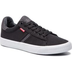 Tenisówki LEVI'S - 227833-1919-59 Regular Black. Czarne trampki i tenisówki męskie Levi's, bez wzorów, z gumy, bez zapięcia. W wyprzedaży za 169.00 zł.