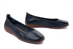 JOSEF SEIBEL 74801 133 530 Fenja 01 ocean, baleriny damskie. Niebieskie baleriny damskie Josef Seibel, bez wzorów, ze skóry, bez obcasa. Za 359.90 zł.
