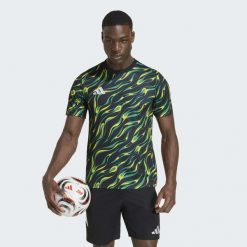 Koszulka piłkarska ADIDAS Practise 26. Czarne t-shirty sportowe męskie Adidas, s, bez ramiączek, do piłki nożnej. Za 179.99 zł.