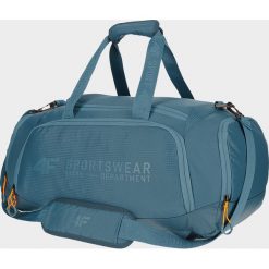 Torba sportowa 2w1 TPU211 - morska zieleń. Zielone torby podróżne damskie 4f, bez wzorów. Za 179.99 zł.
