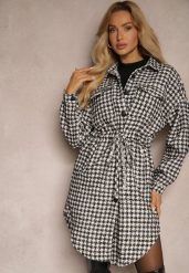 Czarna Koszulowa Sukienka Szmizjerka w Kratkę Vichy z Kieszeniami i Paskiem Daislen. Czarne sukienki damskie Renee, na co dzień, m, bez wzorów, eleganckie, bez kołnierzyka, bez ramiączek, kopertowe. W wyprzedaży za 104.99 zł.