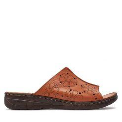 Klapki Caprice. Brązowe klapki damskie Caprice, bez wzorów, bez obcasa. Za 219.99 zł.