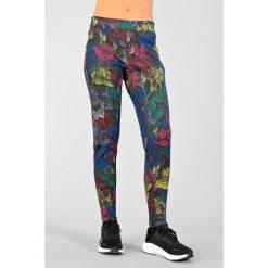 Spodnie Ocieplane Sportowe Damskie Nessi Sportswear. Spodnie dresowe damskie NESSI SPORTSWEAR, bez wzorów. Za 599.00 zł.