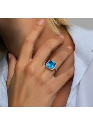 Les Petites Précieuses Srebrny pierścionek z topazem i cyrkonią rozmiar: 54. Szare pierścionki damskie Les Petites Précieuses, z cyrkonią, srebrne. Za 173.99 zł.