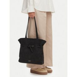 Torebka JENNY. Czarne torebki klasyczne damskie Jenny, bez wzorów, bez dodatków. Za 149.99 zł.