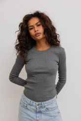 Dopasowany top z prążkowanej dzianiny w kolorze DARK GREY MELANGE - MOODY-XS. Szare topy damskie Marsala, xs, bez wzorów, z bawełny, bez kołnierzyka. Za 129.90 zł.