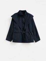 Kurtka z kapturem - granatowy. Niebieskie kurtki damskie Reserved, l, bez wzorów, z tkaniny, z kapturem. Za 259.99 zł.