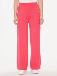 United Colors Of Benetton Spodnie dresowe 1294DF009 Różowy Relaxed Fit. Czerwone spodnie dresowe damskie United Colors Of Benetton, m, bez wzorów, z bawełny. Za 209.99 zł.