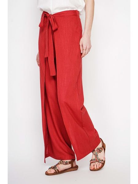 ASSUILI Lniane spodnie w kolorze czerwonym rozmiar: 34. Czerwone spodnie materiałowe damskie Assuili, bez wzorów, ze lnu. Za 121.99 zł.