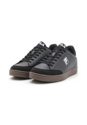 Buty sportowe Sneakersy męskie, Courtbay. Białe buty sportowe na co dzień męskie Fila, z materiału, bez zapięcia, trekkingowe. Za 199.00 zł.