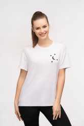 T-shirt do jogi Moonholi Moonstar z krótkim rękawem. Białe t-shirty damskie MOONHOLI, l, bez wzorów, z elastanu, bez kołnierzyka. Za 99.00 zł.