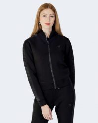 Bluza Kobieta GUESS ACTIVE NEW ALLIE SCUBA ZIP. Czarne bluzy sportowe damskie Guess Active, xs, z aplikacjami, z lycry, bez ramiączek, z kapturem. Za 366.70 zł.