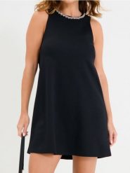 Sukienka mini z dekoracyjnym dekoltem - czarny. Czarne sukienki damskie Sinsay, l, bez wzorów, bez kołnierzyka, bez ramiączek, mini. Za 49.99 zł.