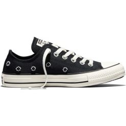 Buty sportowe Converse Chuck Taylor All Star. Czarne buty sportowe na co dzień damskie Converse, bez zapięcia. Za 590.00 zł.