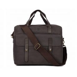 Miejska skórzana torba podróżna na ramię Timberland Briefcase. Brązowe torebki klasyczne damskie Timberland, bez wzorów, bez dodatków. W wyprzedaży za 349.00 zł.