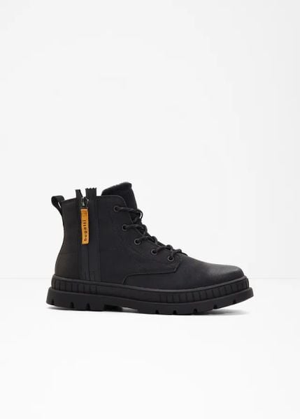 Kozaki sznurowane bugatti z profilowana podeszwą. Czarne buty zimowe męskie bonprix, bez zapięcia. Za 429.99 zł.
