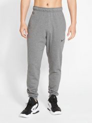 Nike Sportswear Spodnie dresowe w kolorze szarym rozmiar: M. Szare spodnie dresowe męskie Nike Sportswear, bez wzorów, z dresówki. Za 162.49 zł.