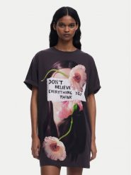 Desigual Sukienka codzienna Berlin 25SWVK20 Szary Regular Fit. Szare sukienki damskie Desigual, na co dzień, s, bez wzorów, z bawełny, bez kołnierzyka, bez ramiączek, proste. Za 219.99 zł.