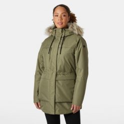 Parka dla kobiet Helly Hansen Coastal. Zielone parki damskie Helly Hansen, na zimę, bez wzorów. W wyprzedaży za 1,053.50 zł.