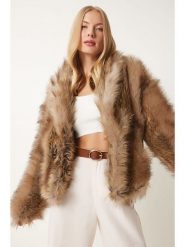 Happiness Istanbul Kurtka w kolorze jasnobrązowym ze sztucznego futra rozmiar: onesize. Brązowe kurtki damskie Happiness Istanbul, bez wzorów, bez kaptura. Za 305.29 zł.