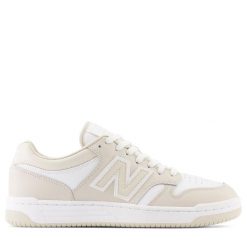 Buty Sportowe New Balance Lifestyle - Damskie Dorośli. Białe buty sportowe na co dzień damskie New Balance, bez wzorów, do biegania. Za 421.60 zł.
