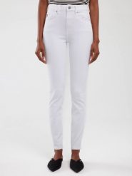 Jeansy damskie push up z wysokim stanem białe Melinda High Waist 101. Białe jeansy damskie Big Star, z podwyższonym stanem. W wyprzedaży za 259.99 zł.