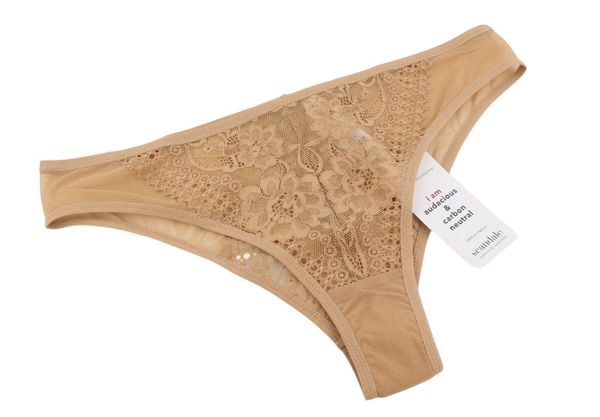 Scandale Le Brésilien Sensual - figi Brazilian XL cashmere beige. Brązowe figi damskie Erima, xl, bez wzorów, z bawełny. Za 212.99 zł.