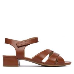 Sandały Caprice. Brązowe sandały damskie Caprice, bez wzorów, bez obcasa, na słupku. Za 329.99 zł.