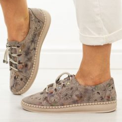 Beżowe skórzane półbuty damskie Filippo Dp7665/26. Brązowe półbuty damskie Filippo, bez wzorów, z jeansu, biznesowe, z okrągłym noskiem, bez obcasa, na płaskiej podeszwie. Za 219.00 zł.