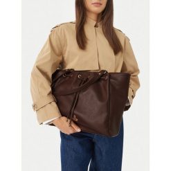 Torebka Beverly Hills Polo Club. Brązowe torebki klasyczne damskie Beverly Hills Polo Club, bez wzorów, bez dodatków. Za 279.99 zł.