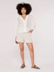 Apricot Bluzka w kolorze białym rozmiar: L. Białe bluzki damskie Apricot, l, bez wzorów, z bawełny, bez kołnierzyka, bez ramiączek. Za 93.07 zł.