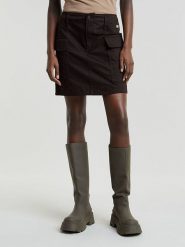 G-Star Spódnica w kolorze czarnym rozmiar: W30. Czarne spódniczki damskie G-Star, bez wzorów, retro, mini. Za 121.80 zł.