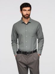 Koszula męska klasyczna regular fit - khaki V4 - Rozmiar: M. Brązowe koszule męskie Ombre Clothing, m, bez wzorów, z bawełny, bez kołnierzyka, bez ramiączek. Za 199.99 zł.