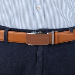 Pasek męski skórzany 3,5 cm klamra automatyczna Beltimore camelowy 52-579 : Kolory - brązowy, beżowy, Rozmiar pasków - r.110-125 cm. Brązowe paski męskie bez wzorów, ze skóry, wizytowe. Za 64.99 zł.
